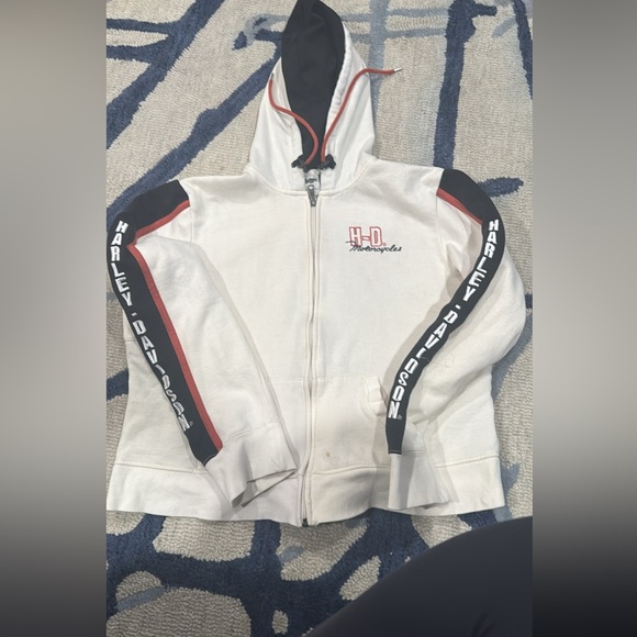 Harley Davidson - Picture 1 of 6